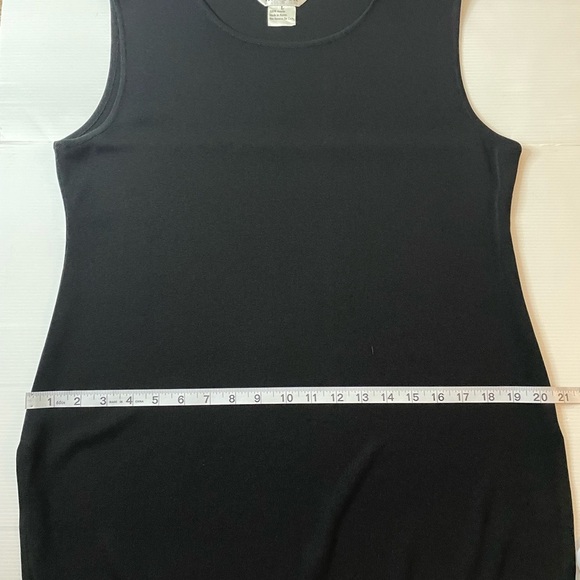 Exclusively Misook Shell Tank Top Set of 2 Black And Blue with Black Trim Size L - Picture 7 of 11